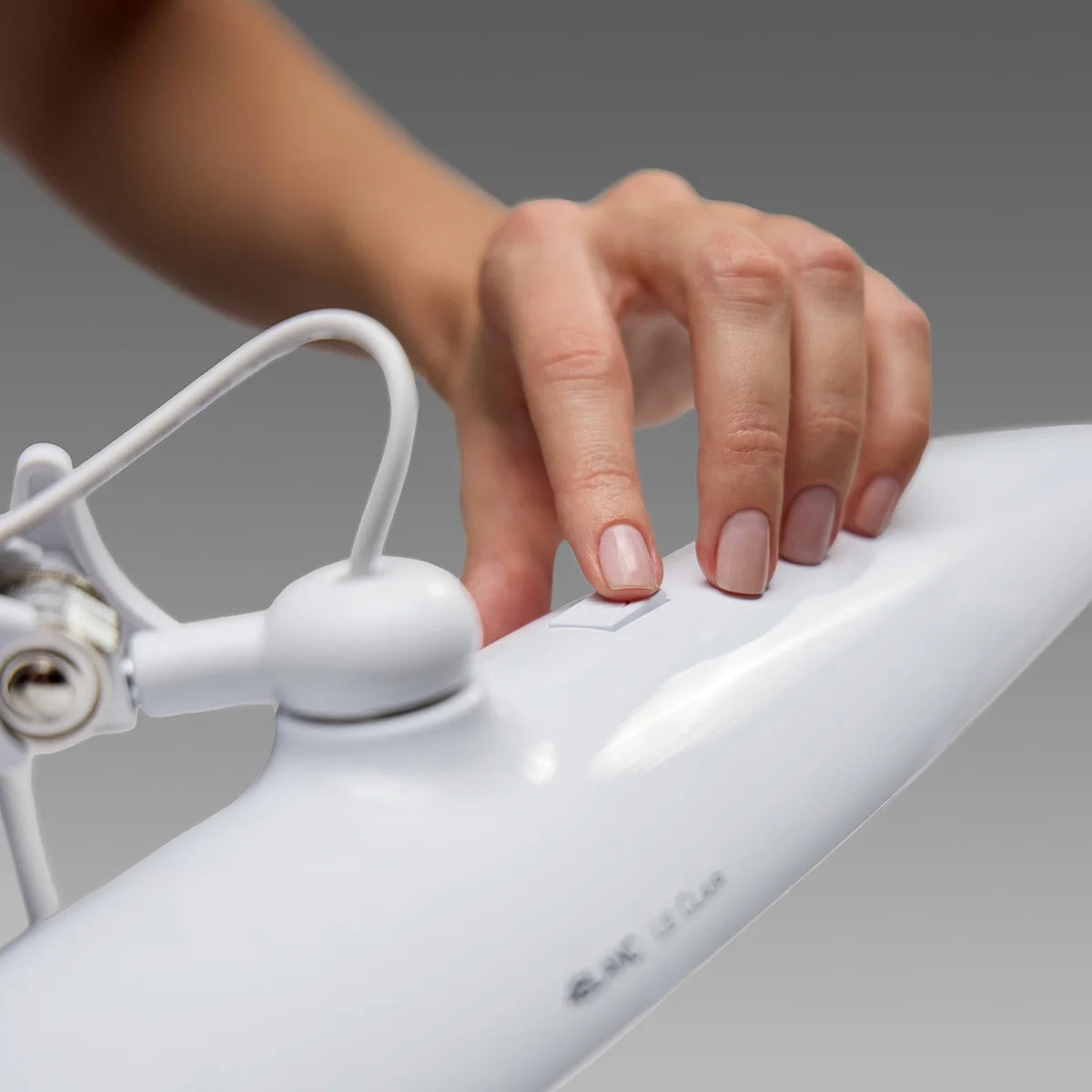 מנורה שולחנית ללא צל 4Blanc Le Clair